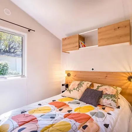 Appartement D'une A Raphael A 200 M De La Avec Vue Sur La Piscine Partagee Et Jardin Amenage Saint-Raphaël